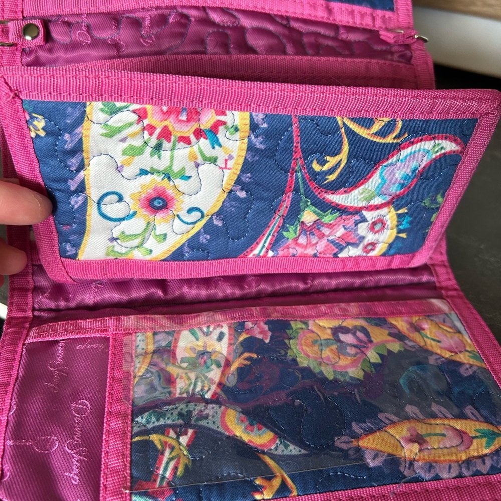 Crossbody - Picture 4 of 6